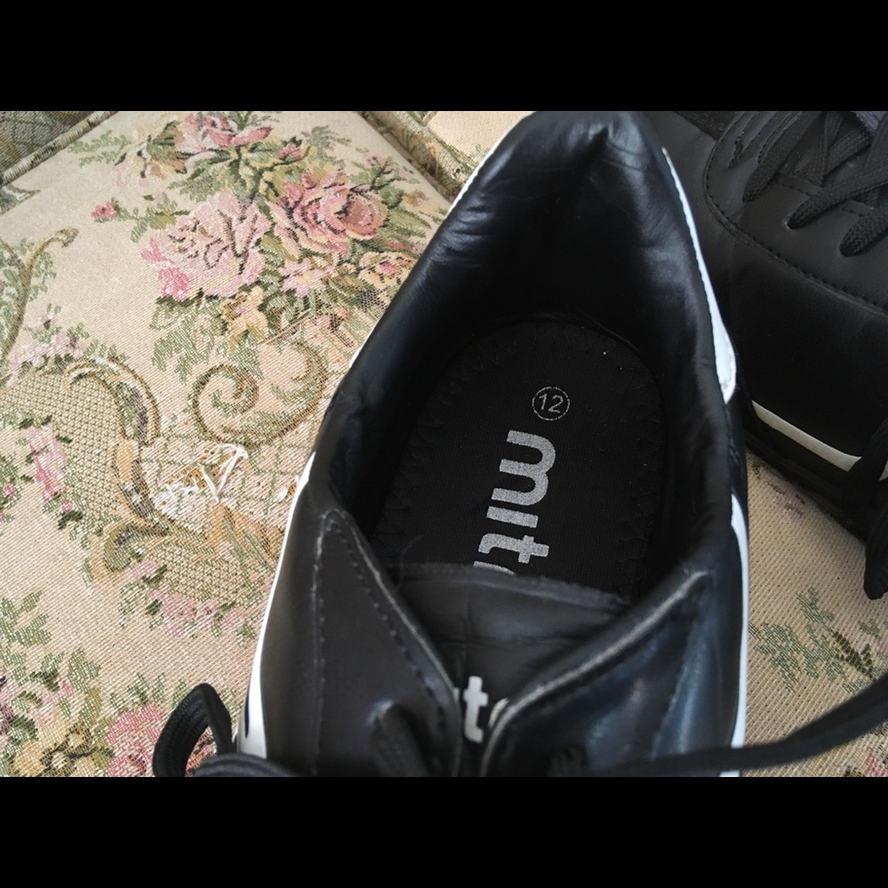 Mitre Athletic Shoes - Picture 7 of 7